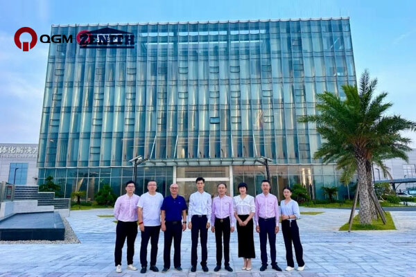 Hiệp hội Sand & Gravel Trung Quốc đã đến thăm Tập đoàn máy khối QGM để nghiên cứu và hướng dẫn.